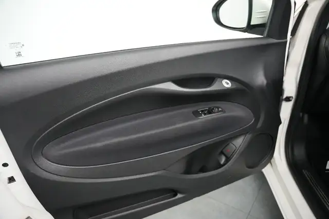 Fiat 500 view 11