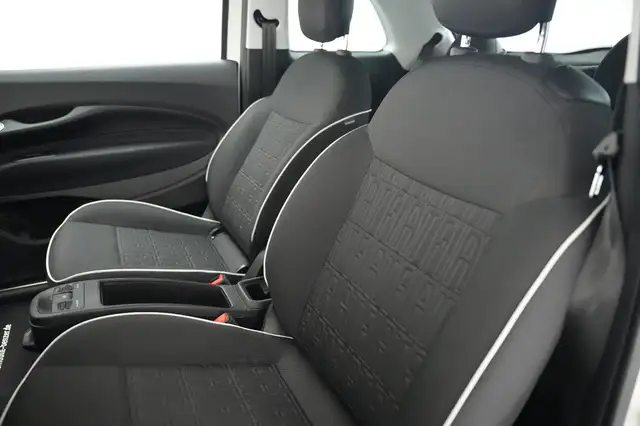 Fiat 500 view 13