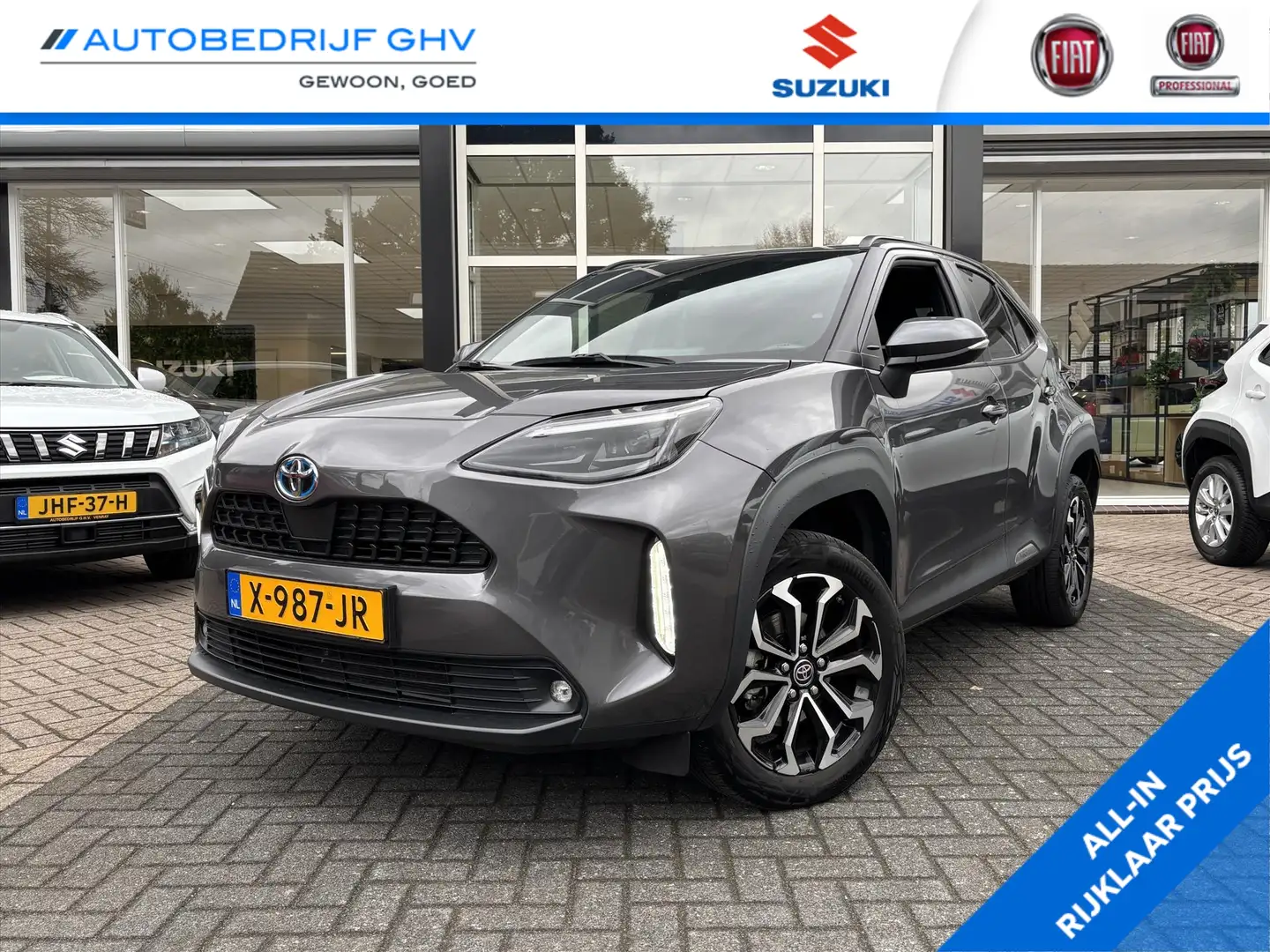 Toyota Yaris Cross 1.5 VVT-I Hybrid 116pk CVT Dynamic | 12-2023 | NL- Grijs - 1