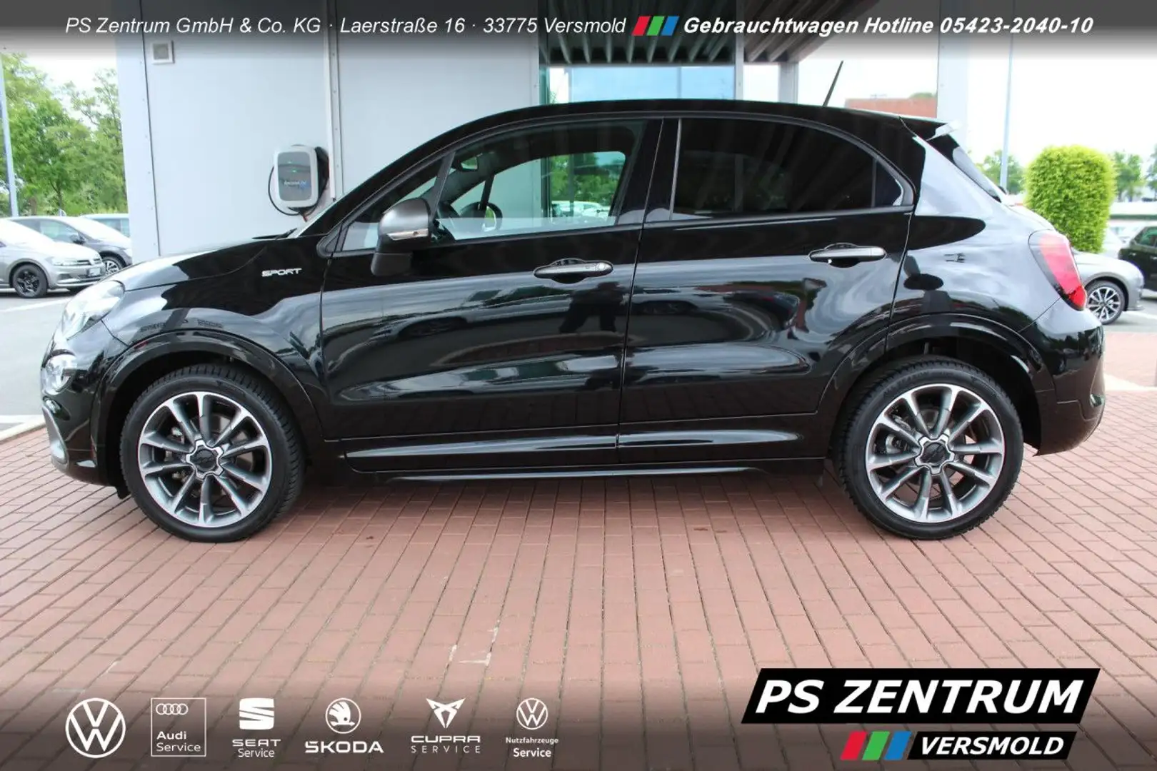 Fiat 500 X 1.3 GSE Sport Automatik CAM LED NAVI ACC Schwarz - 2