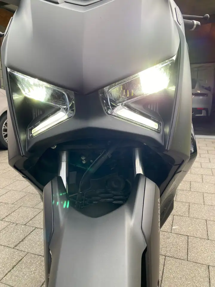 Yamaha X-Max 125