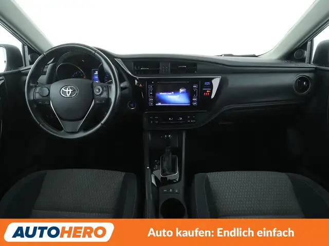 Toyota Auris view 12