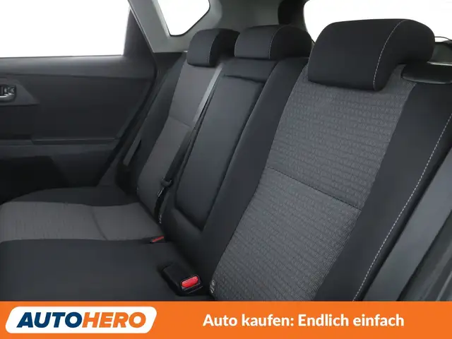 Toyota Auris view 14