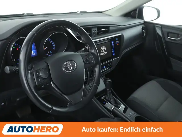 Toyota Auris view 11