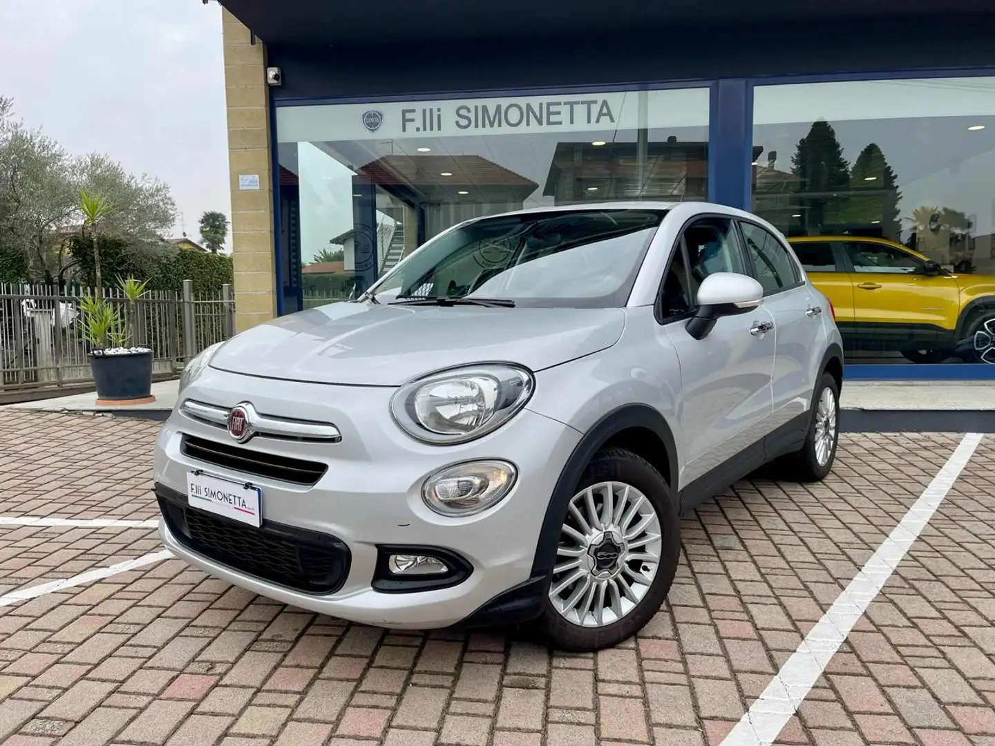 Fiat 500X 1.6 MultiJet 120 CV Pop Star Silber - 1