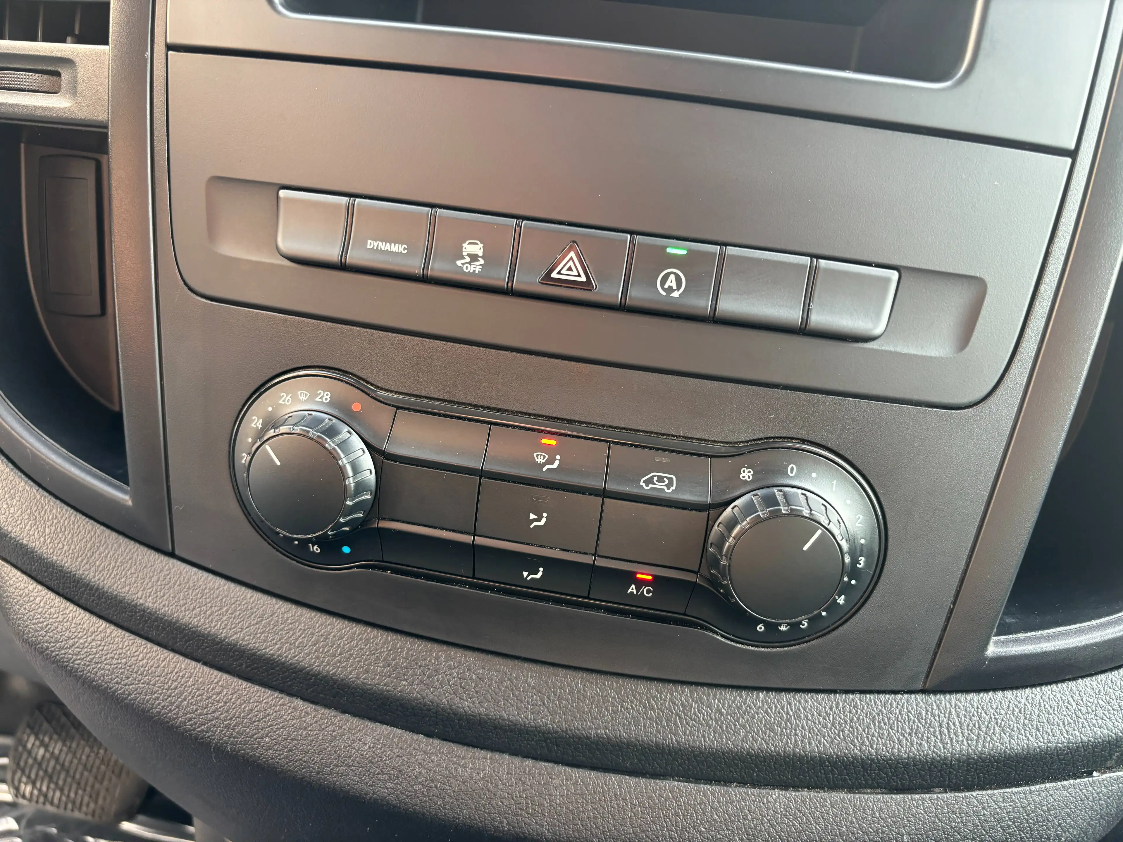 Mercedes-Benz Vito 2.1 BT A2 Mixto Perfect Tool 7G-TP 3200 — photo 15