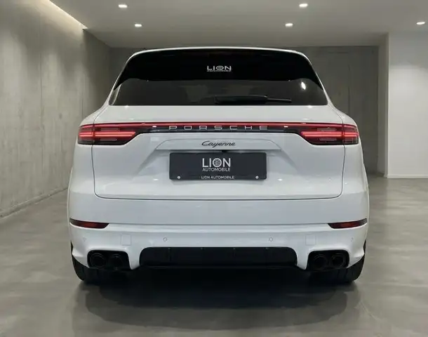 Porsche Cayenne E-Hybrid SPORTDESIGN/Platinum Edition/HeadUp/ACC Ansicht 6