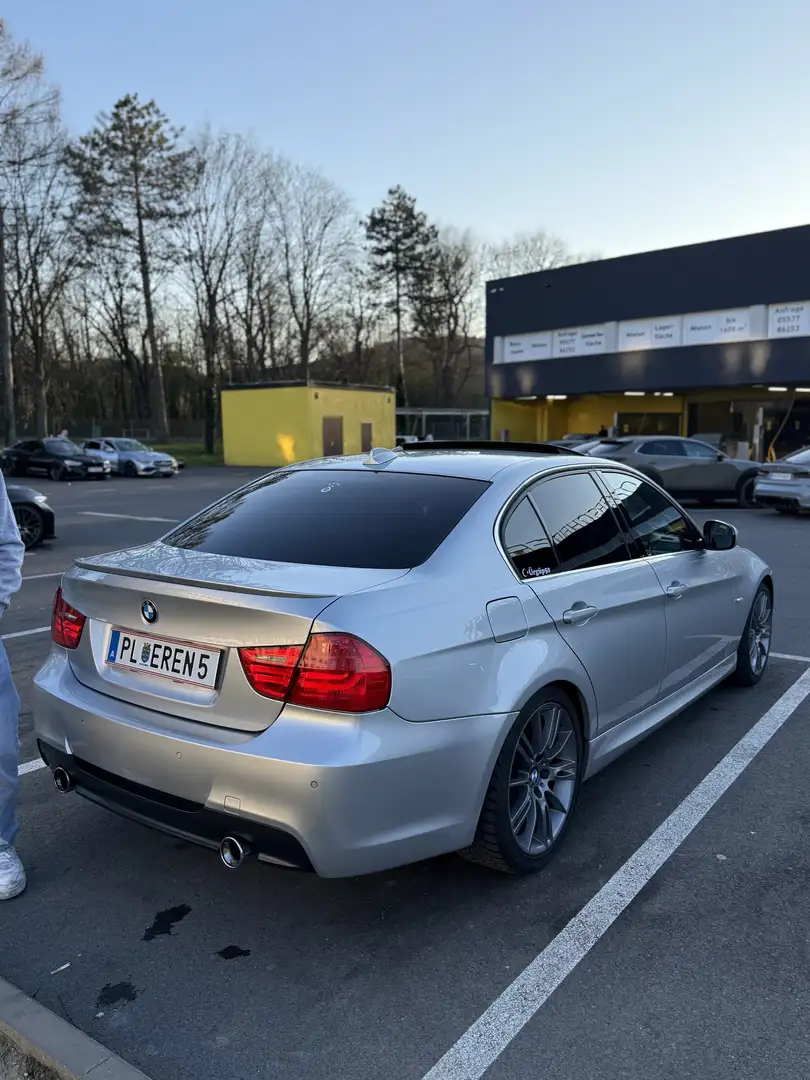 BMW 325 325d Aut. - 1