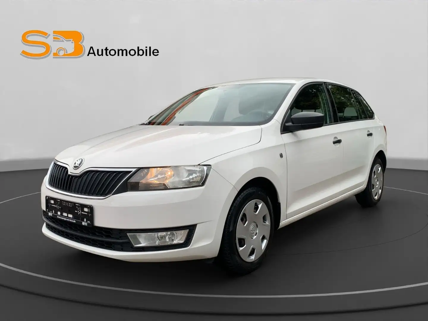 Skoda Rapid/Spaceback Spaceback Active*2.Hand*Scheckheft*TÜV* Weiß - 1