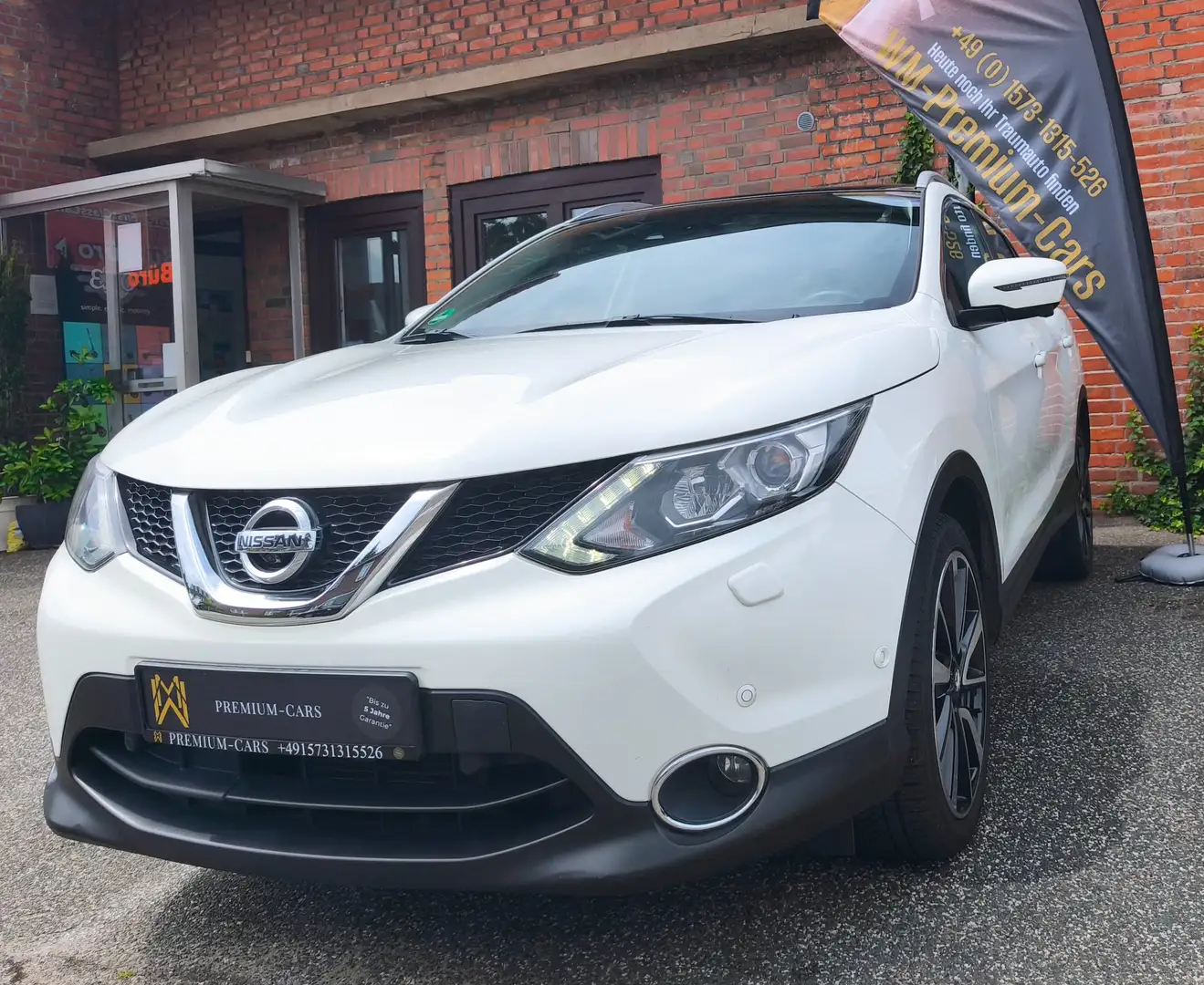 Nissan Qashqai Tekna Automatik + Checkheft Gepflegt Weiß - 1