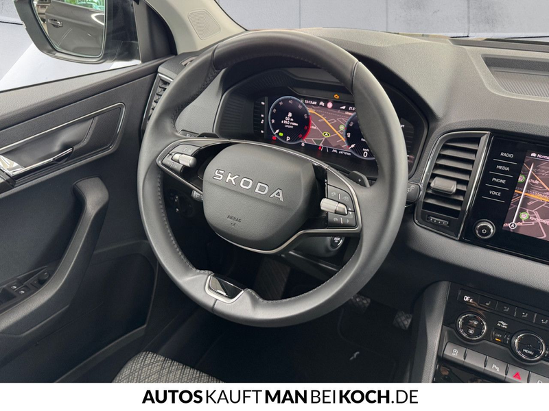 Skoda Karoq 1.5 TSI ACT DSG ACC PDC LED BackCam Navi — photo 10