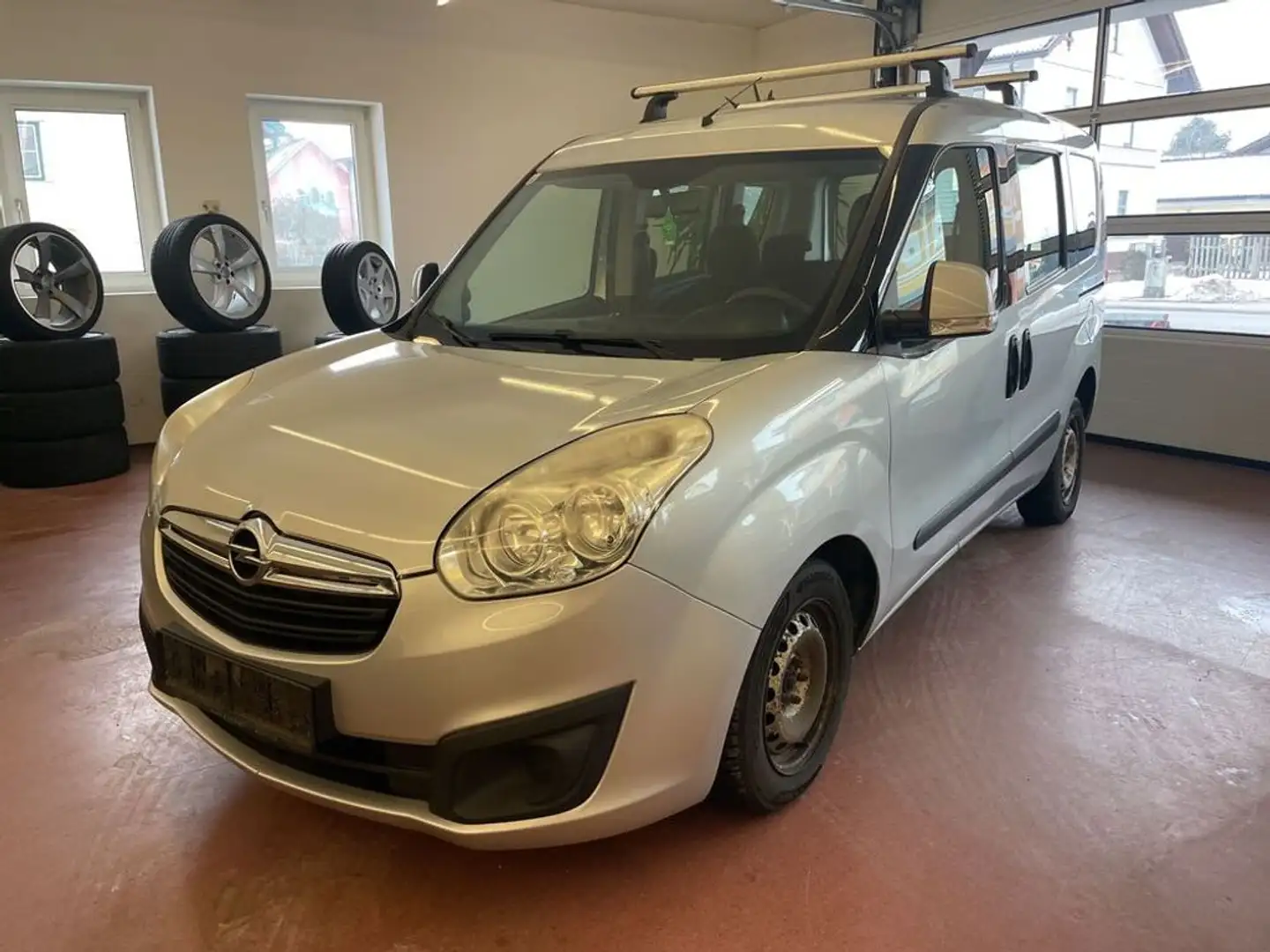 Opel Combo D Kasten L1H1 2,2t - 5-sitzer - ONLINEAKTION Silber - 1