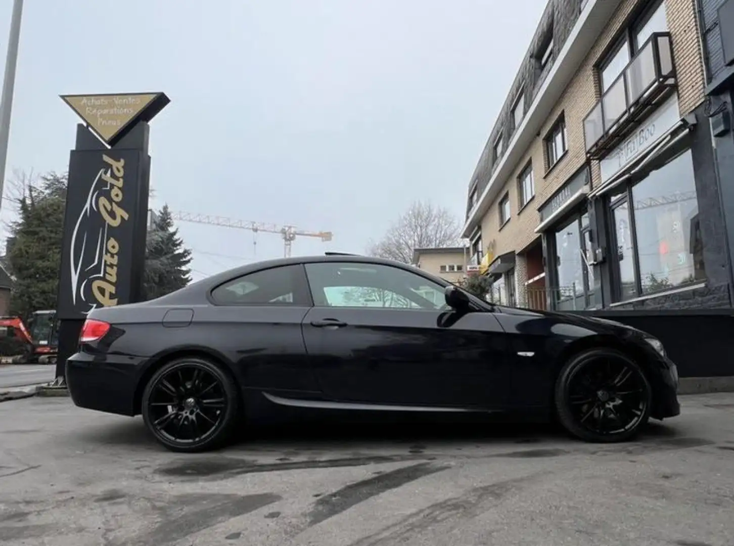 BMW 320 d pack M - 2