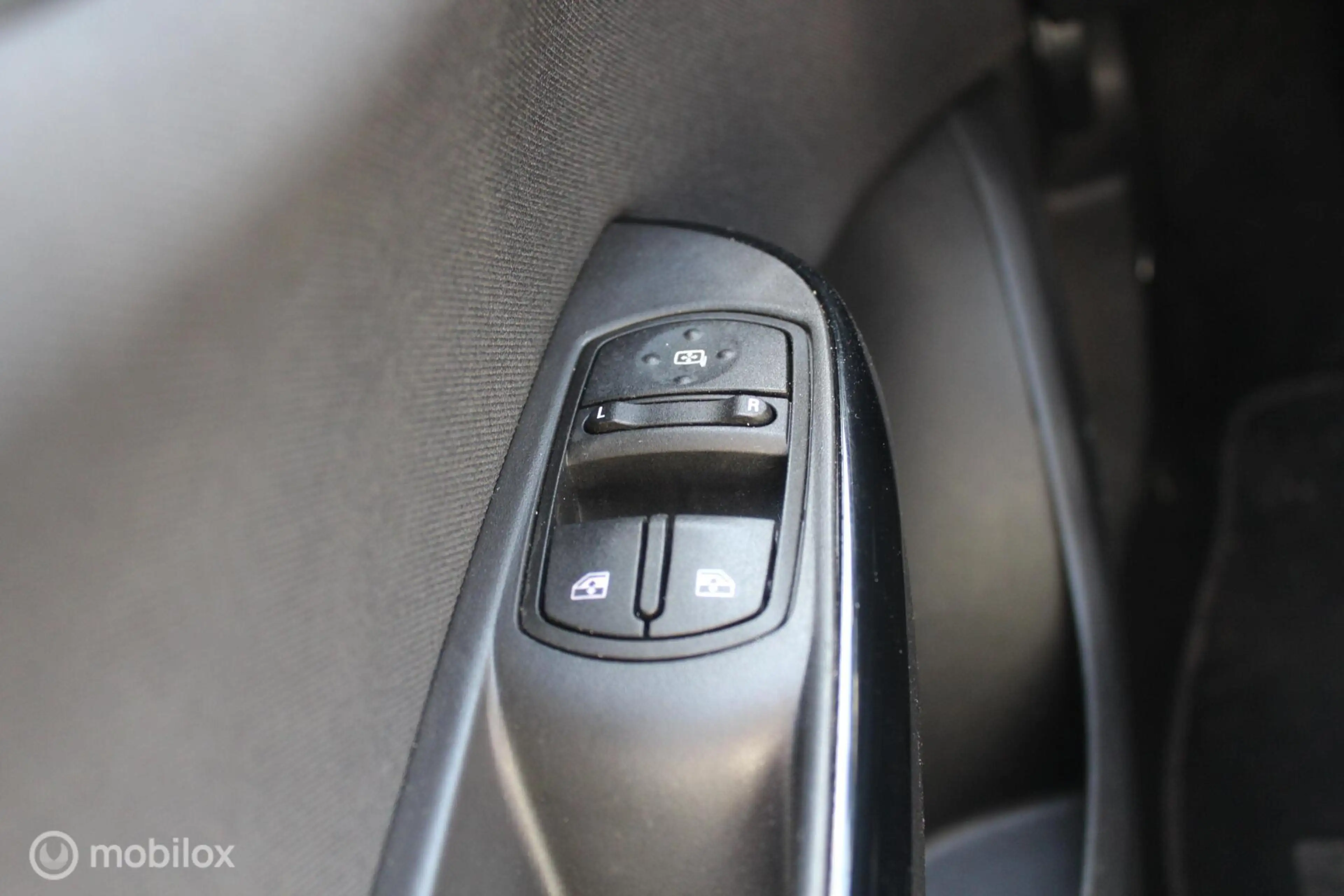 Opel Corsa 1.0 Turbo 120 Jaar Edition Clima/Camera/Winterpakk — photo 21