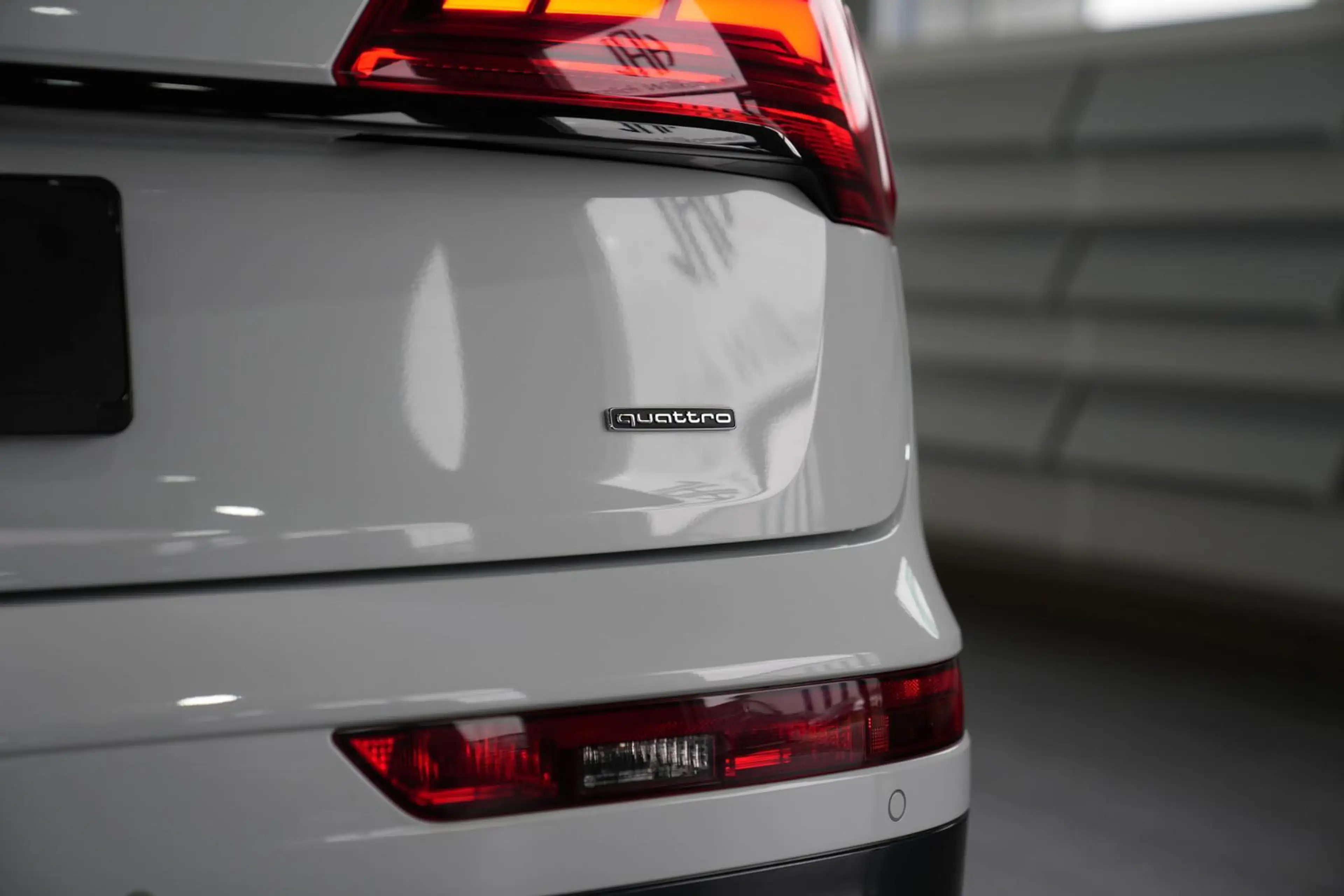 Audi Q5 40 TDI quattro S-Line *STHZ*NAV*AHK*HEAD-UP*360°* — photo 15