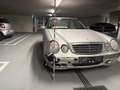 Mercedes-Benz E 200 Classic - thumbnail 1
