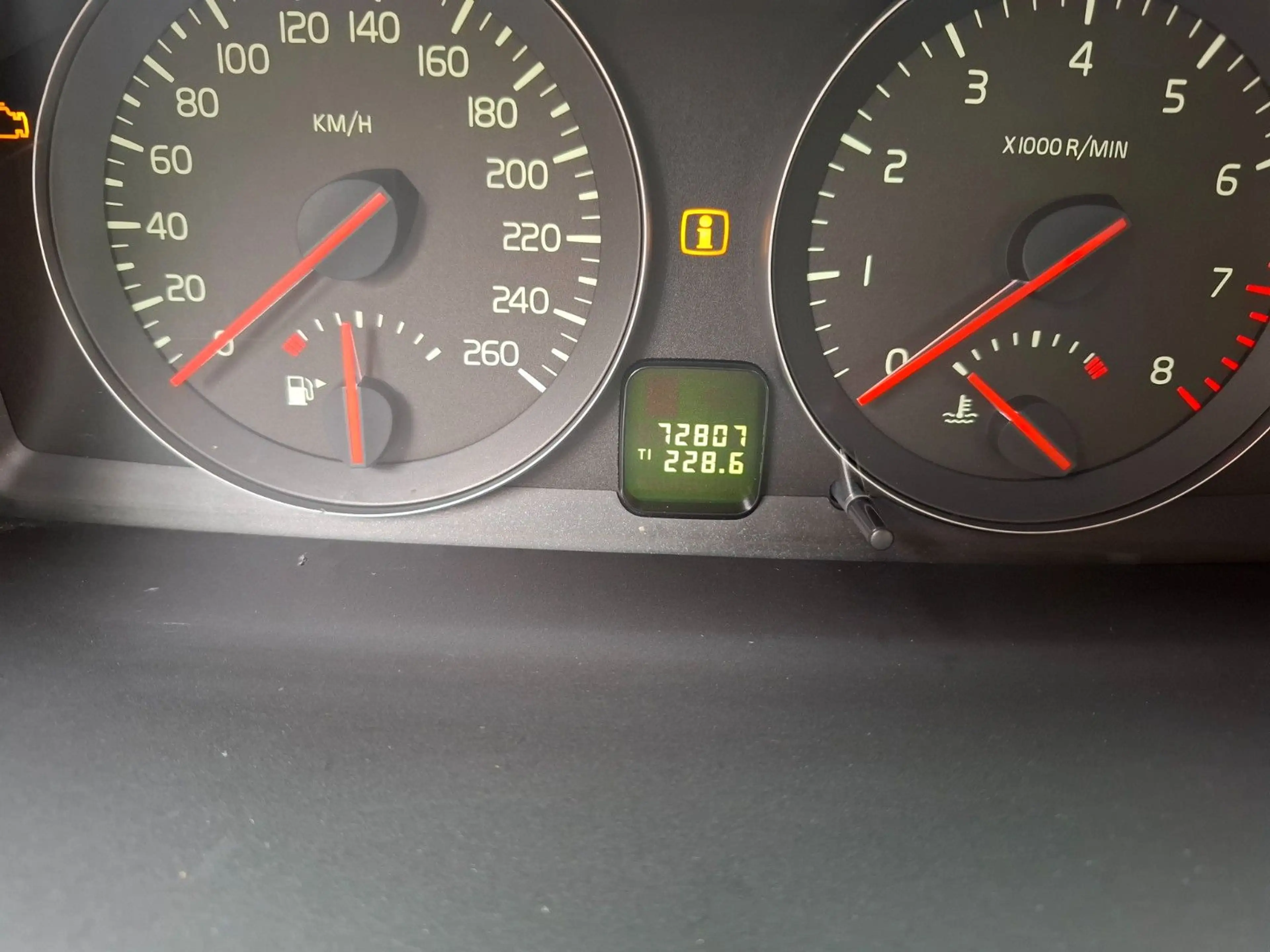 Volvo S40 Lim. 2.4i Summum Leder Klima BI Xenon 73 Tkm — photo 15
