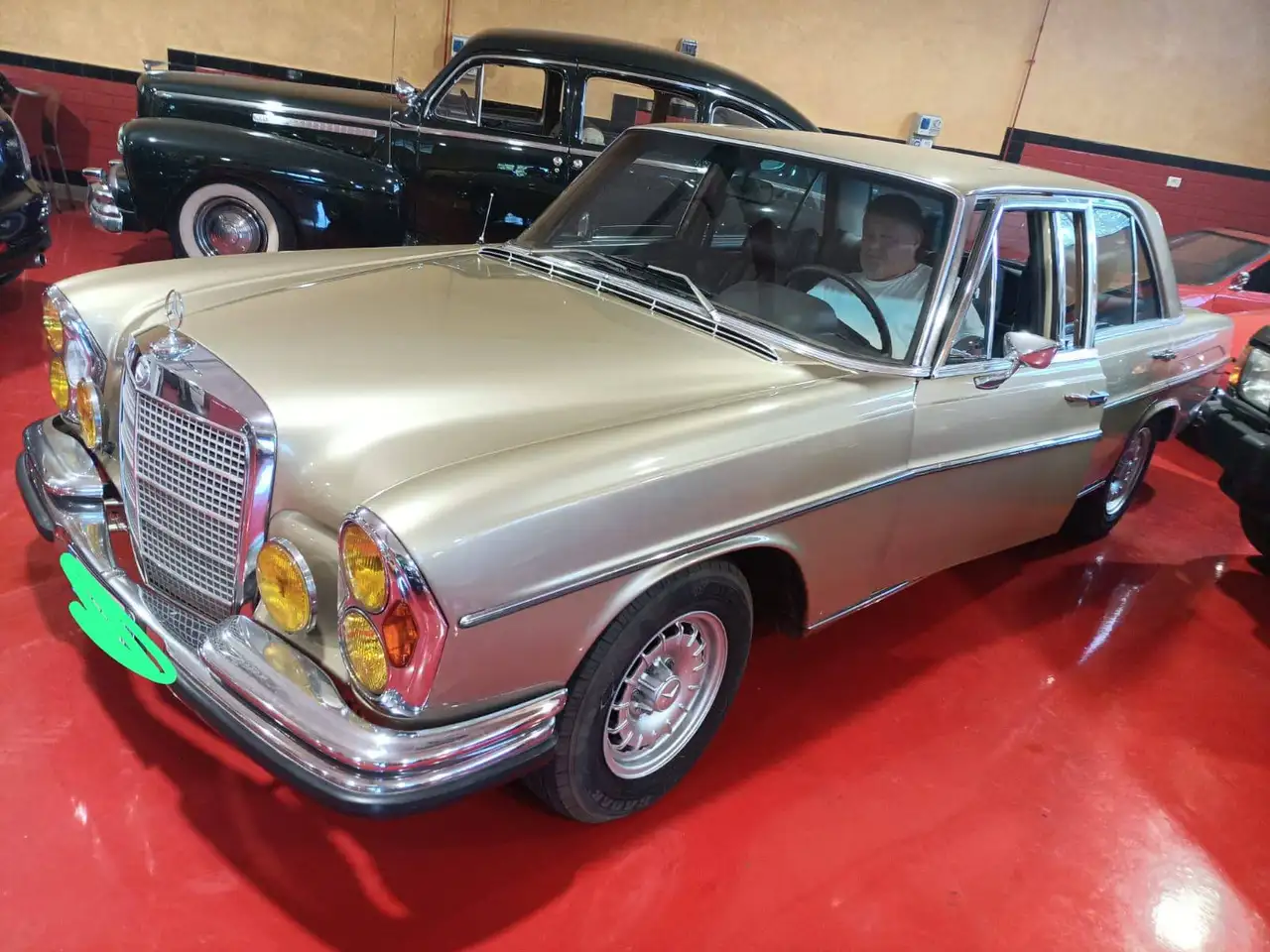 Mercedes-Benz 300 6.3 sel, foto 2