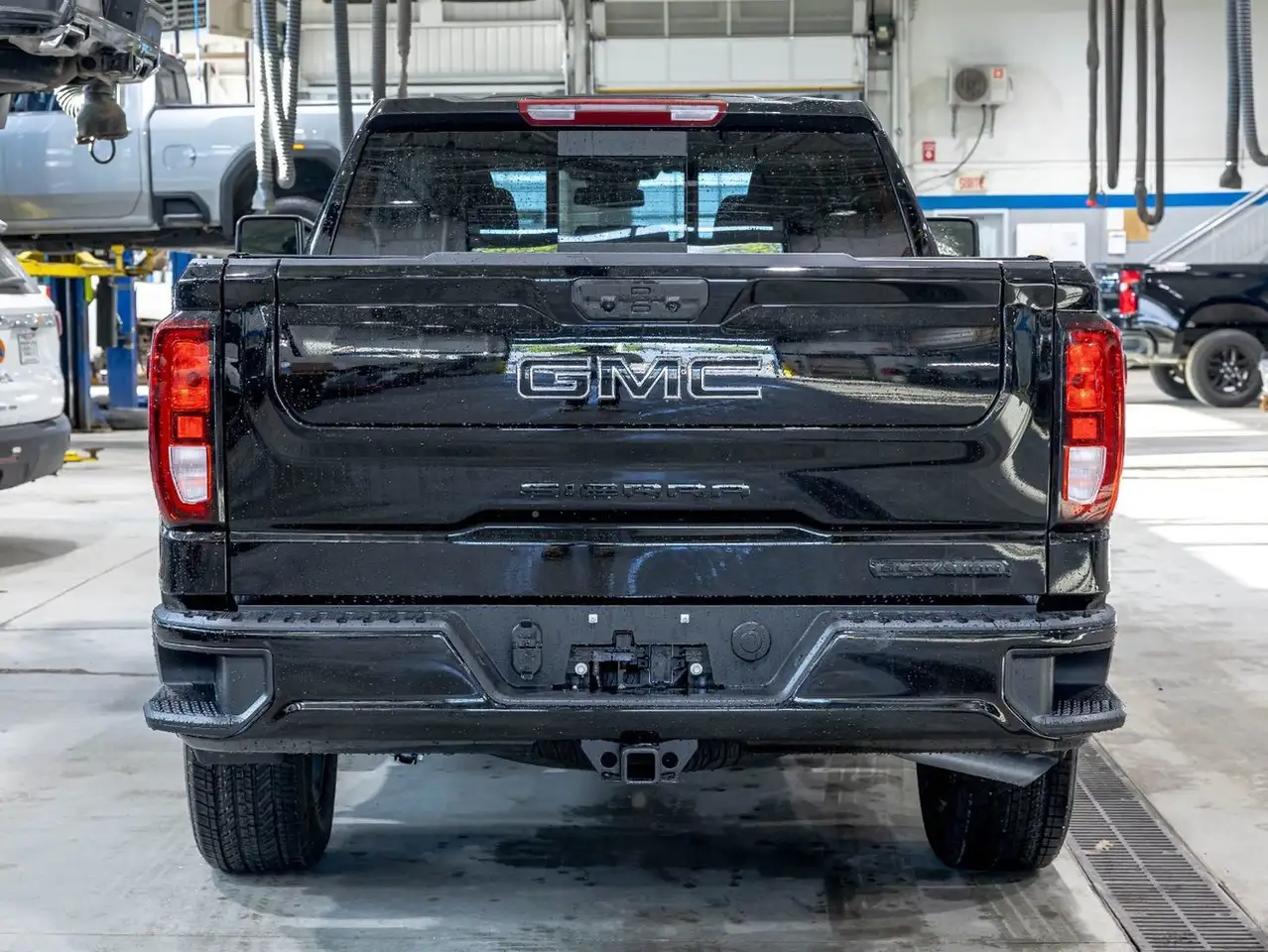 GMC Sierra 1500 снимка GMC Sierra 1500