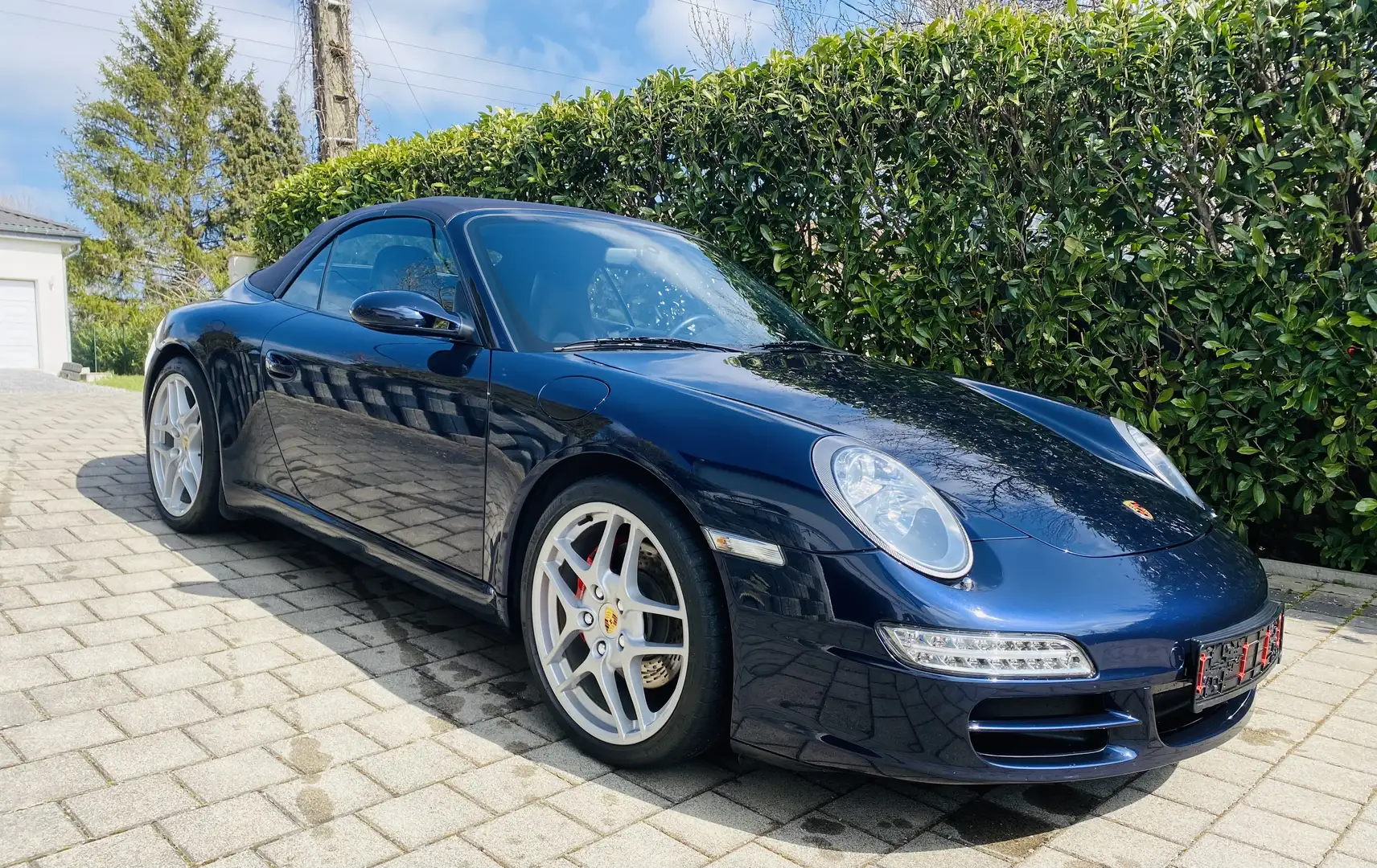 Porsche 997 911 Carrera S Cabriolet - 1