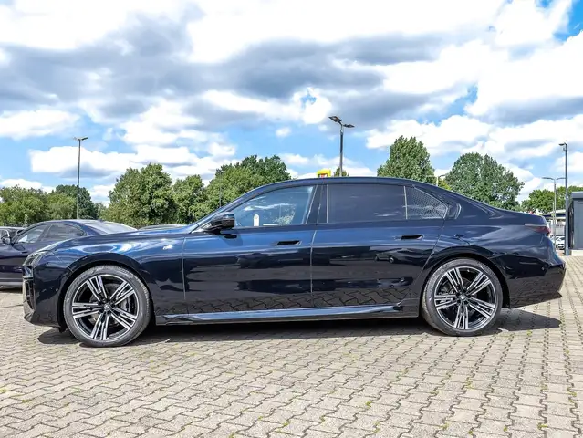 BMW M view 9