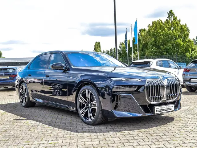 BMW M view 6
