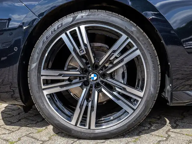 BMW M view 4
