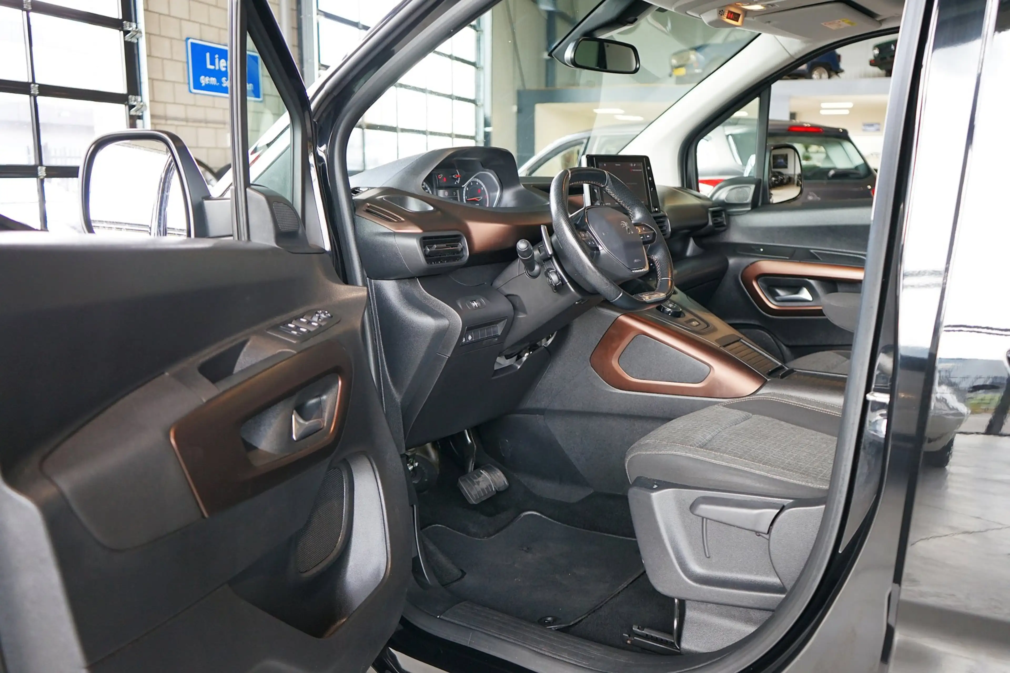 Peugeot Rifter Long 1.2 Puretech Long GT-Line 7p.|TREKH|NAVI — photo 4