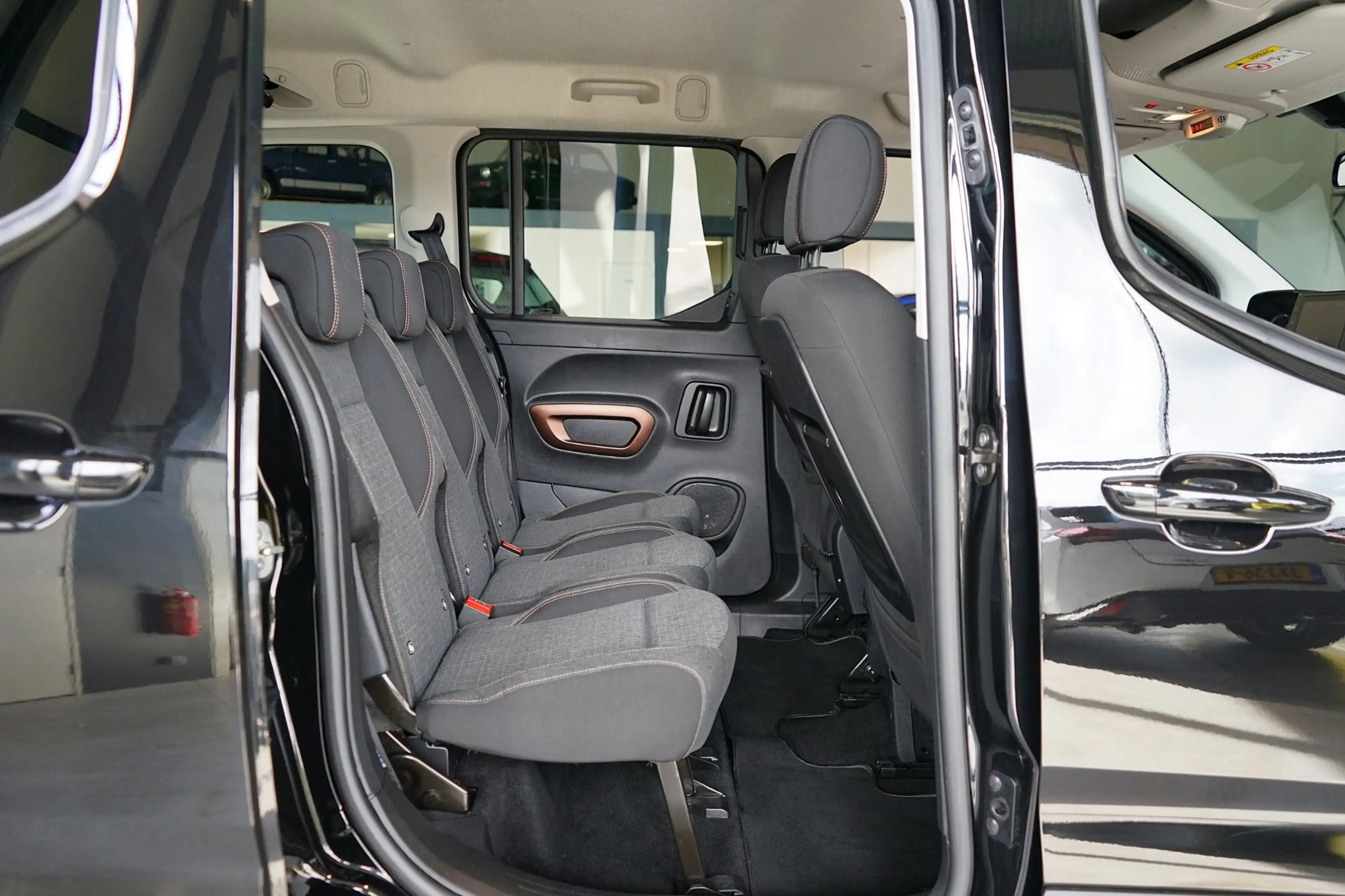 Peugeot Rifter Long 1.2 Puretech Long GT-Line 7p.|TREKH|NAVI — photo 8