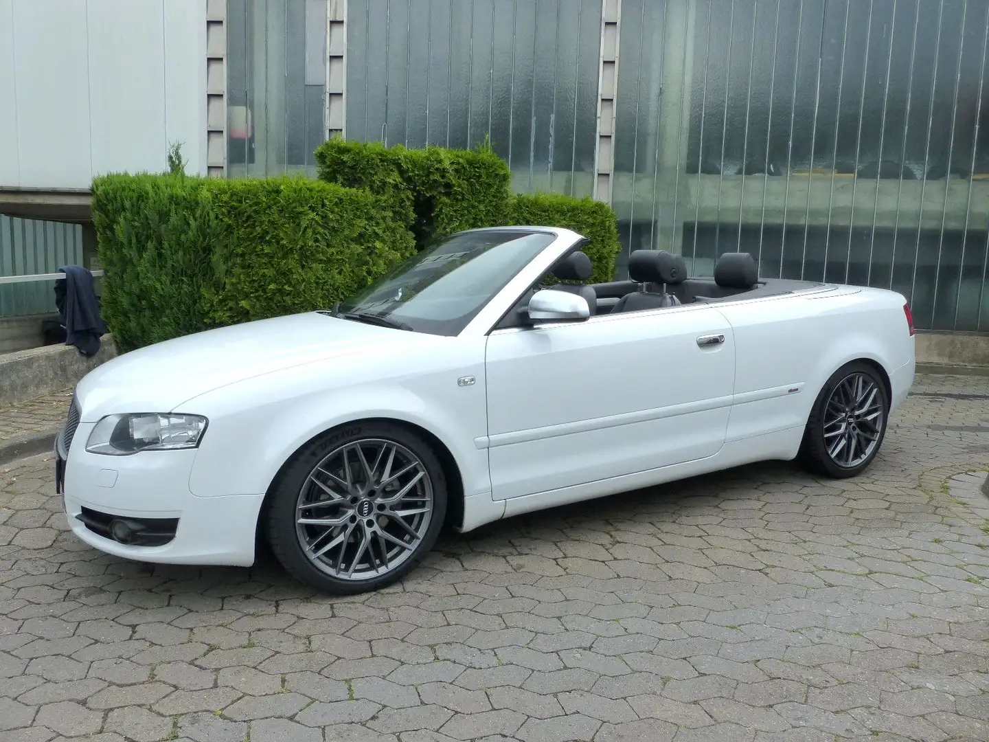Audi A4 Cabriolet 2.0 TDI S-Line/Leder/Xenon/Bose Weiß - 1