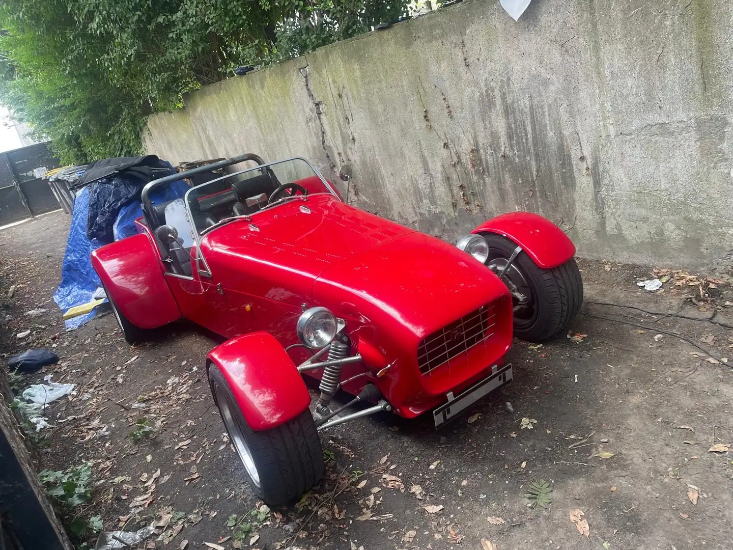 Trabant Trabant Milan Seven Plus in Top-Zustand Red - 1