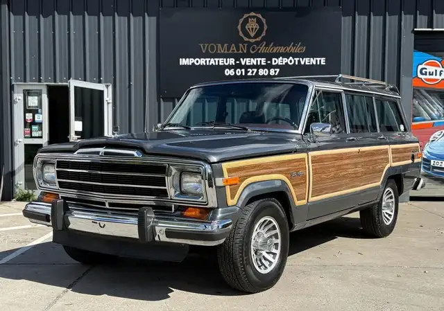 Jeep Wagoneer Grand V8 5.9L