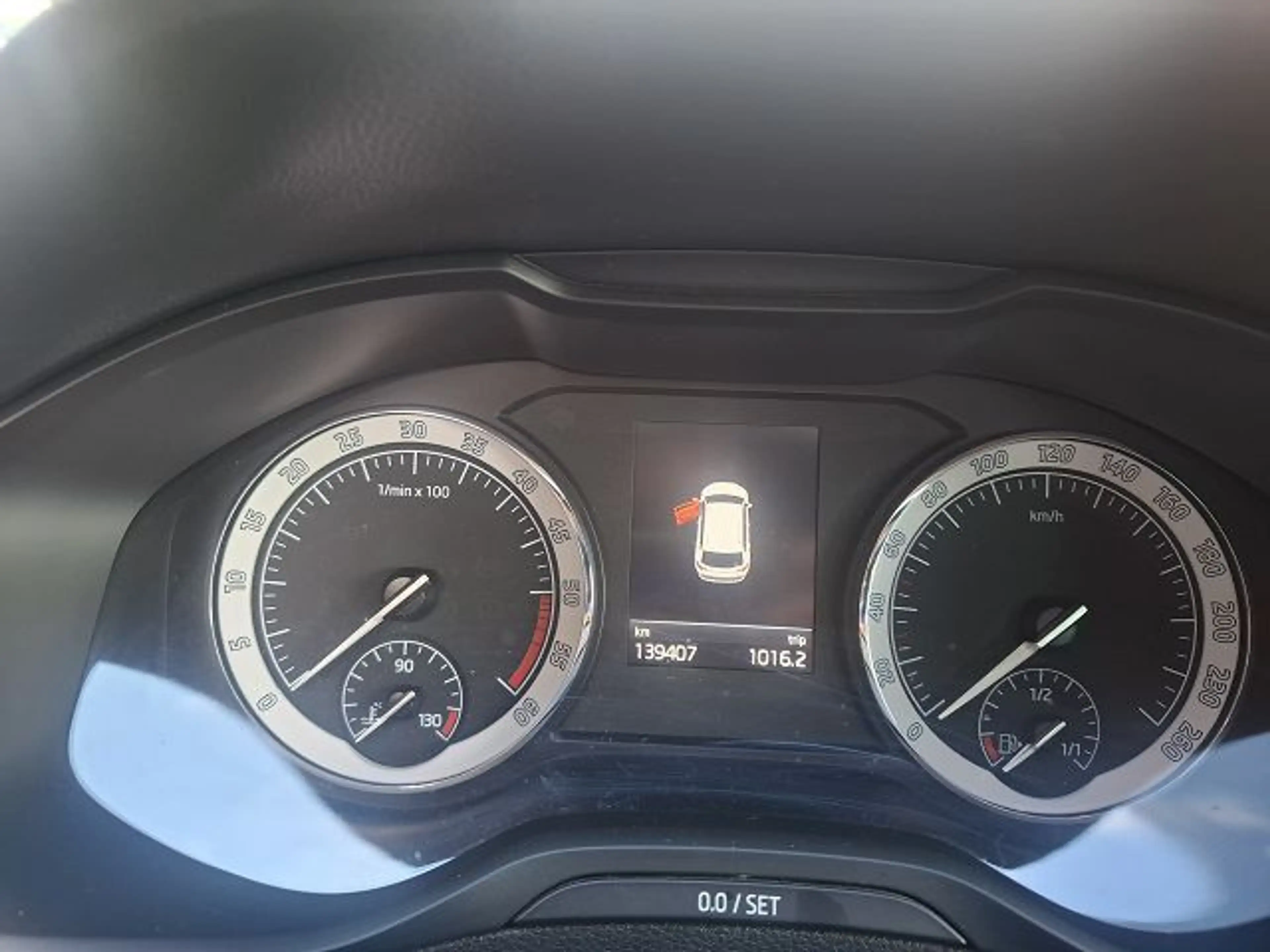 Skoda Karoq Style 4x4 8 fach bereift,Navi,Telefonie... — photo 13