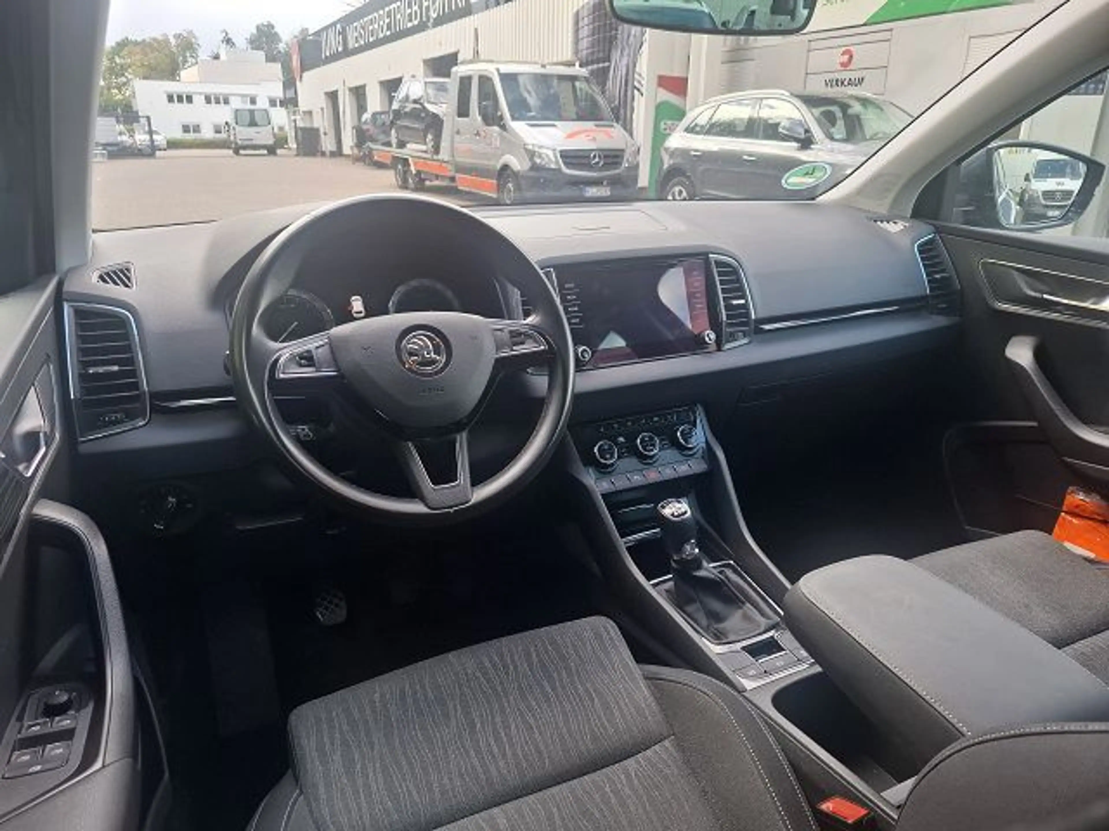 Skoda Karoq Style 4x4 8 fach bereift,Navi,Telefonie... — photo 10