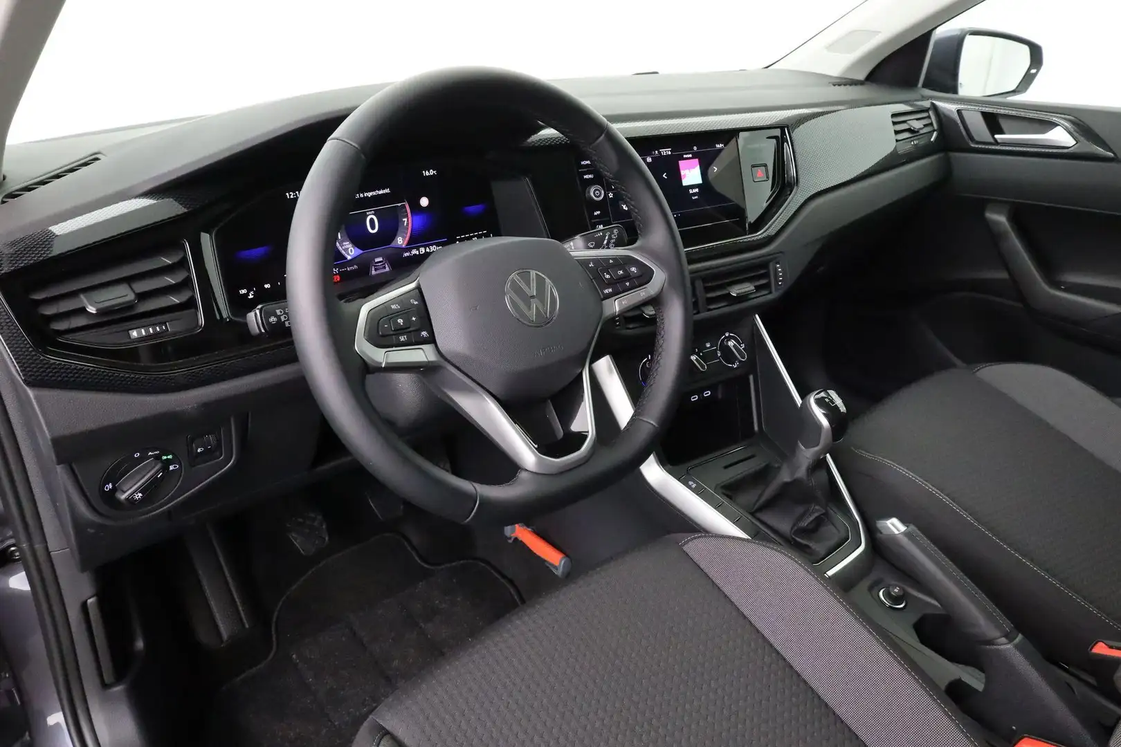 Volkswagen Polo Life Edition 1.0 TSI 95PK Grijs - 2