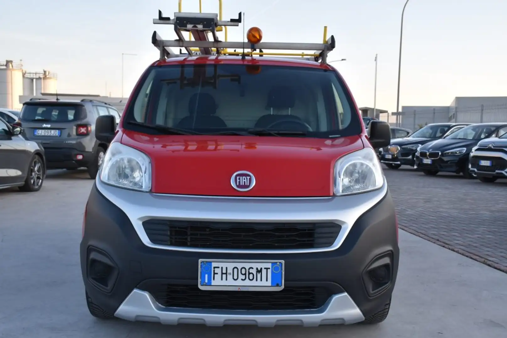 Fiat Fiorino 1.3 MJT 95CV Cargo Adventure Rosso - 2
