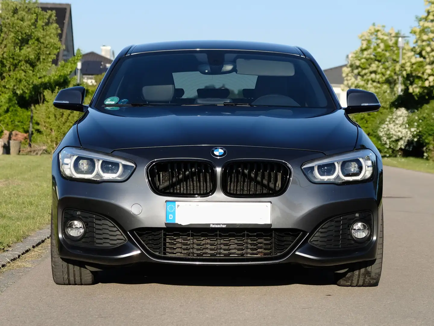 BMW 120 120i Aut. M Sport Shadow 18", LED, Leder Gris - 2