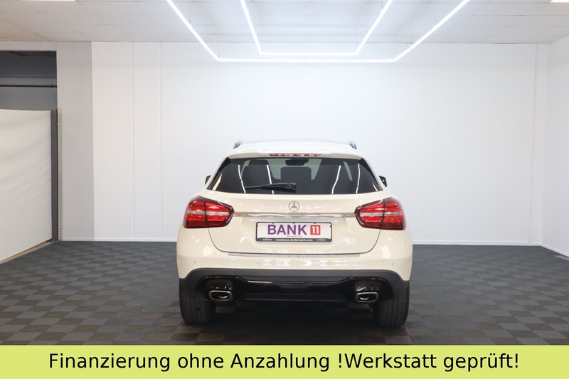 Mercedes-Benz GLA 200 CDI / d*PANO*PDC*KEYLESS-GO*ACC — photo 11