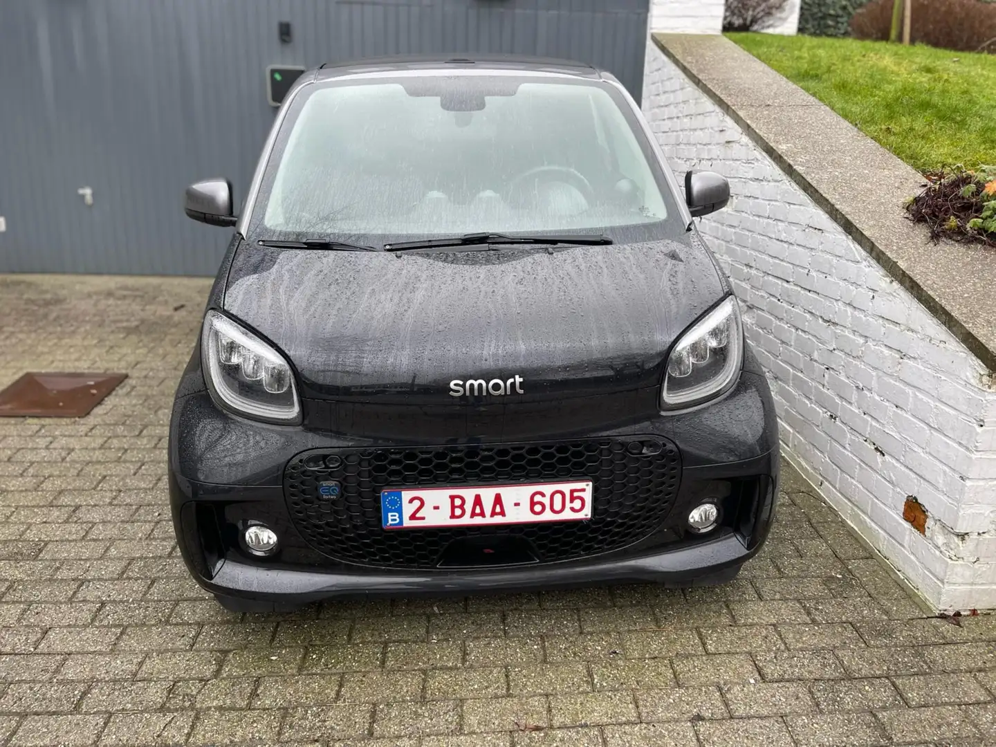 smart forTwo Fortwo Cabrio EQ 17.6 kWh EQ Comfort Zwart - 1