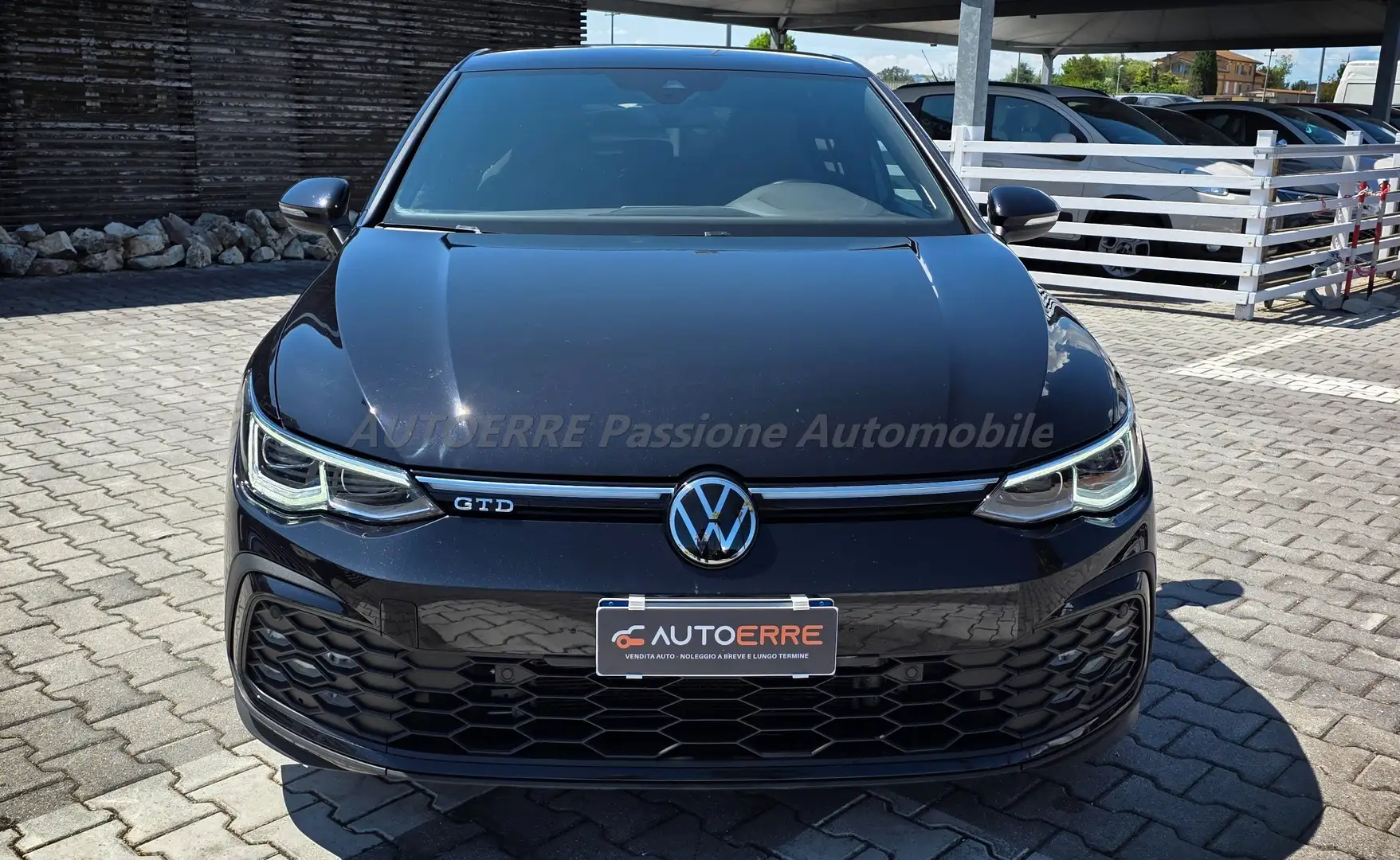 Volkswagen Golf VIII 2.0 GTD Dsg 200cv Schwarz - 2