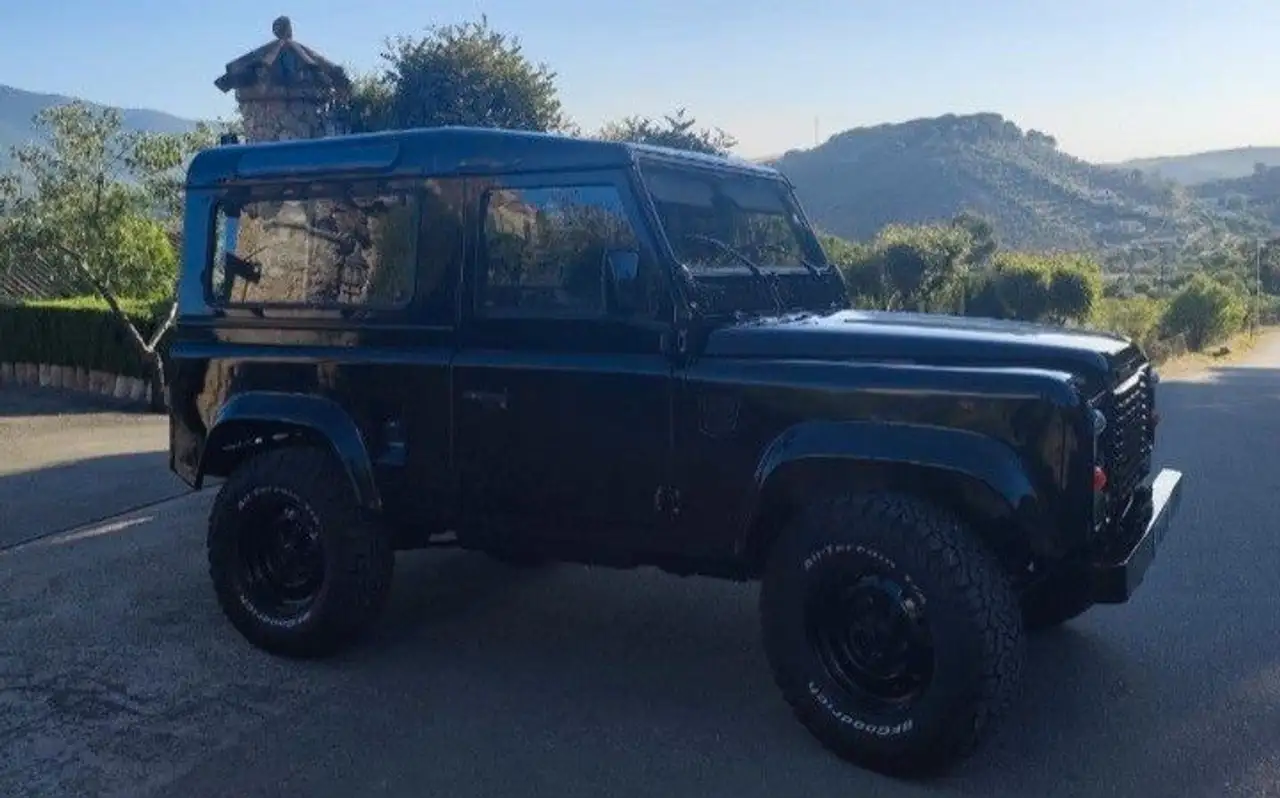 Land Rover Defender 90 300Tdi Station Wagon S, foto 9