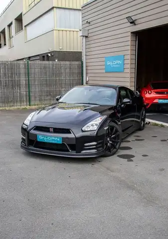 Nissan GT-R (R35) Black Édition