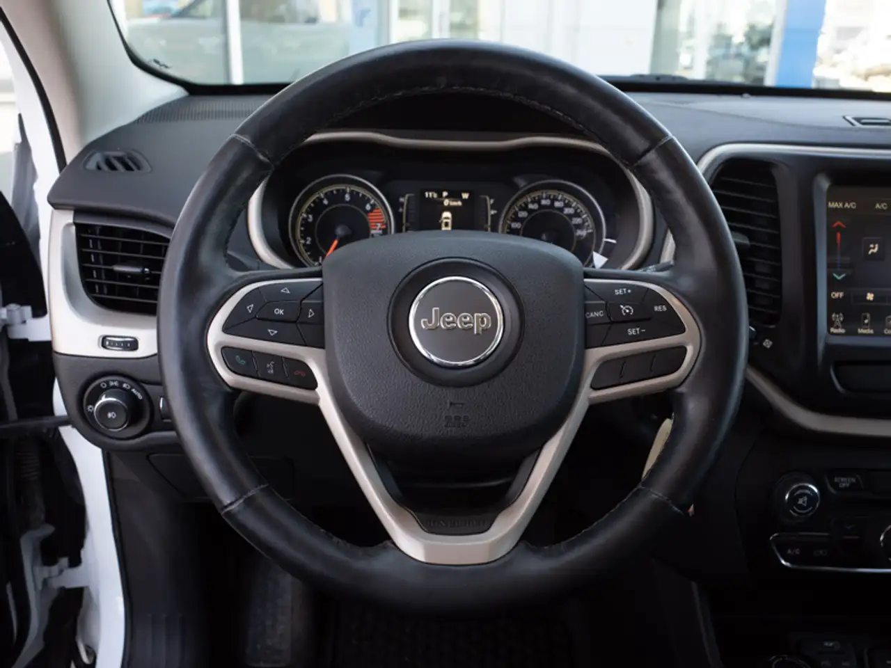 Jeep Cherokee fotografie Jeep Cherokee