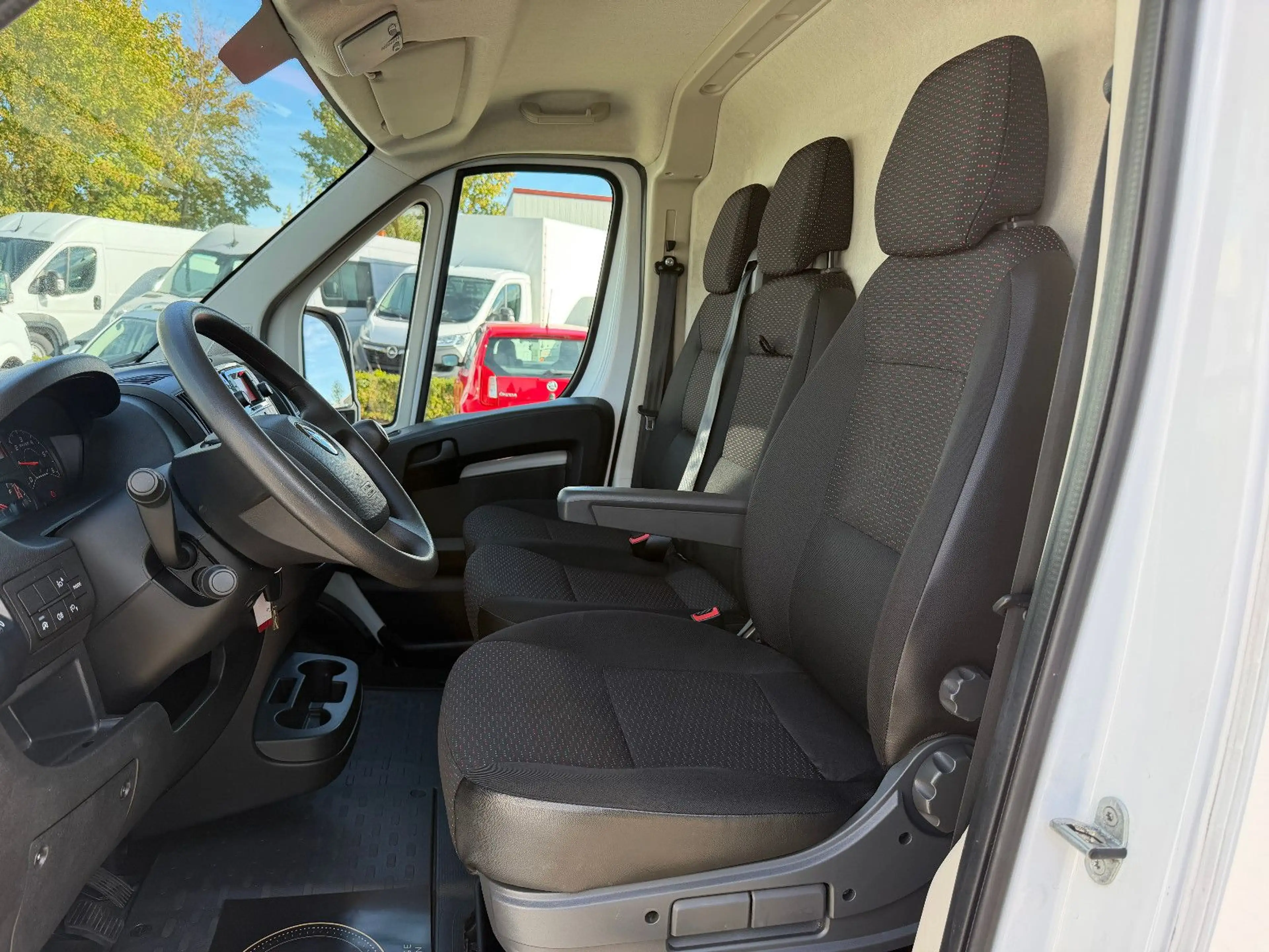 Opel Movano Kasten 2.2d L4H2 MAXI/KLIMA+270°+MFL — photo 10