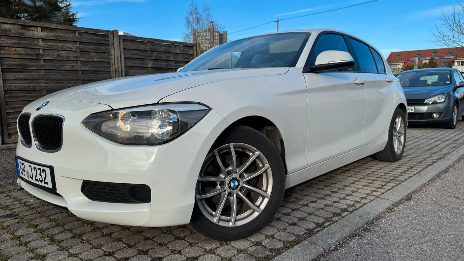 BMW 116 +TÜV+204PS+GARANTIE+PARKS+SITZH+TEMPO Bílá - 1