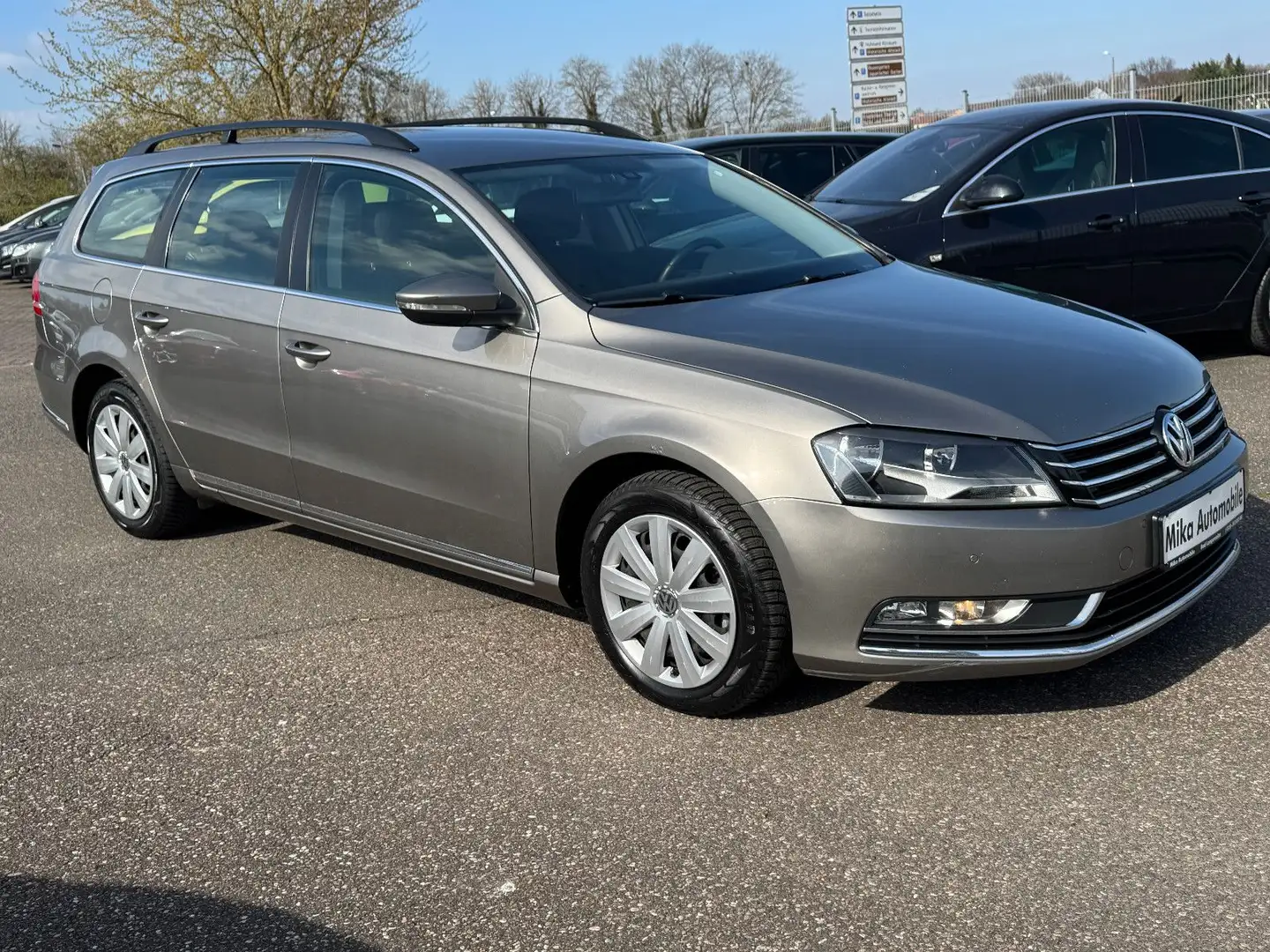 Volkswagen Passat Variant Comfortline TÜV/HU/NEU Braun - 2