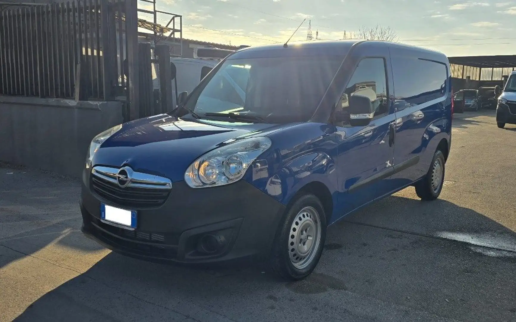 Opel COMBO 1.3 MJ 95cv " PASSO LUNGO " Blu/Azzurro - 1