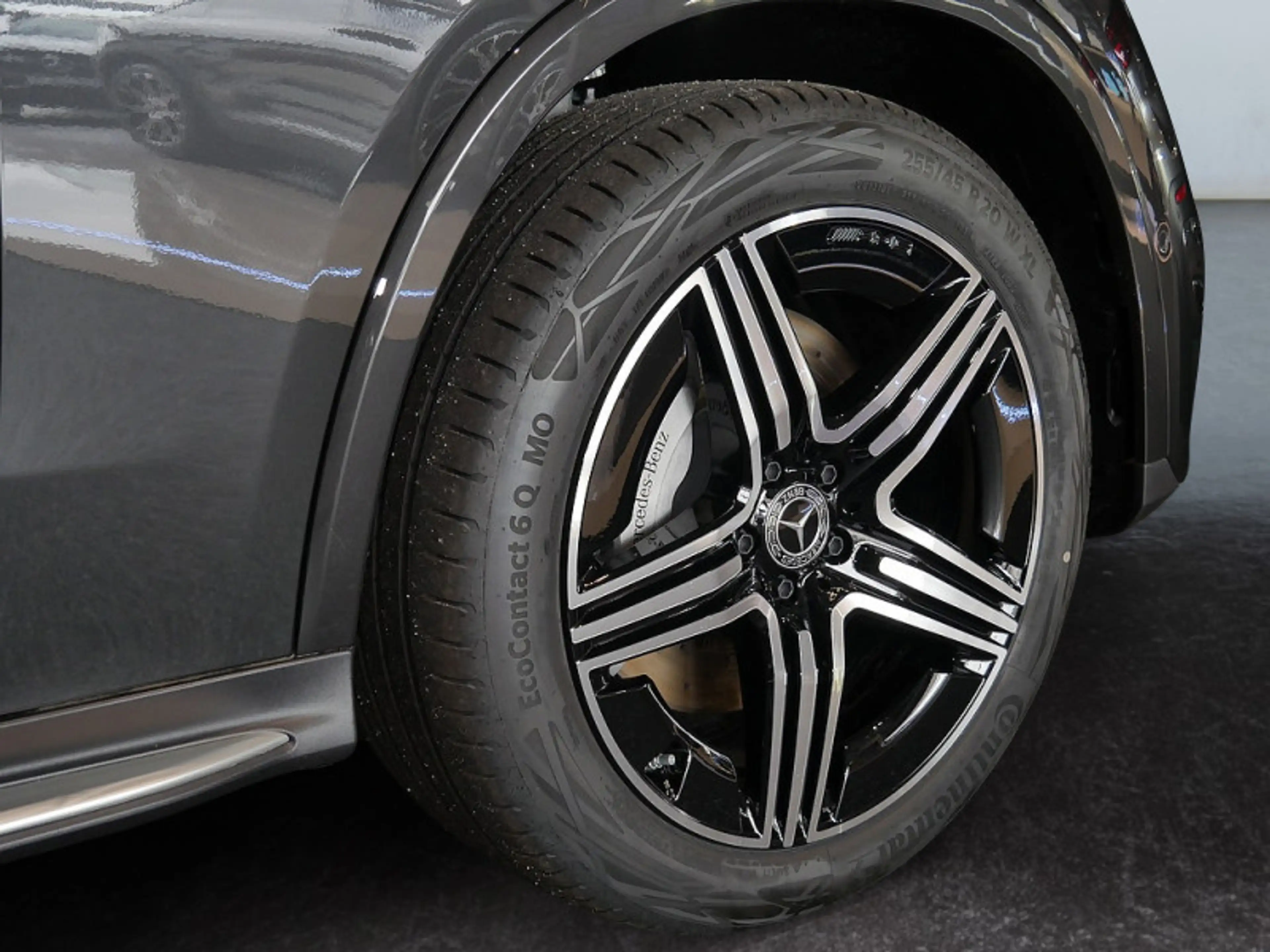 Mercedes-Benz GLC 200 4MATIC AMG MEMO 360 AHK DISTR KAMERA PDC — photo 5