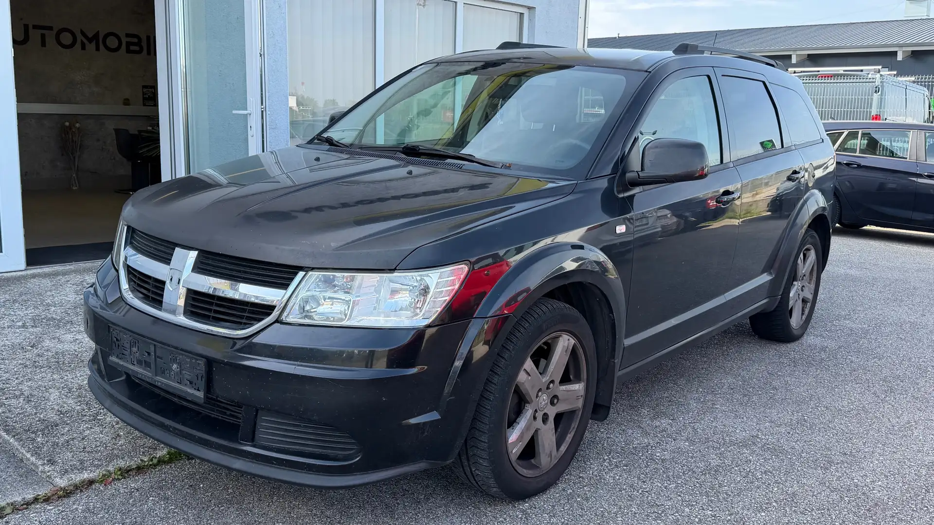 Dodge Journey SE Schwarz - 1