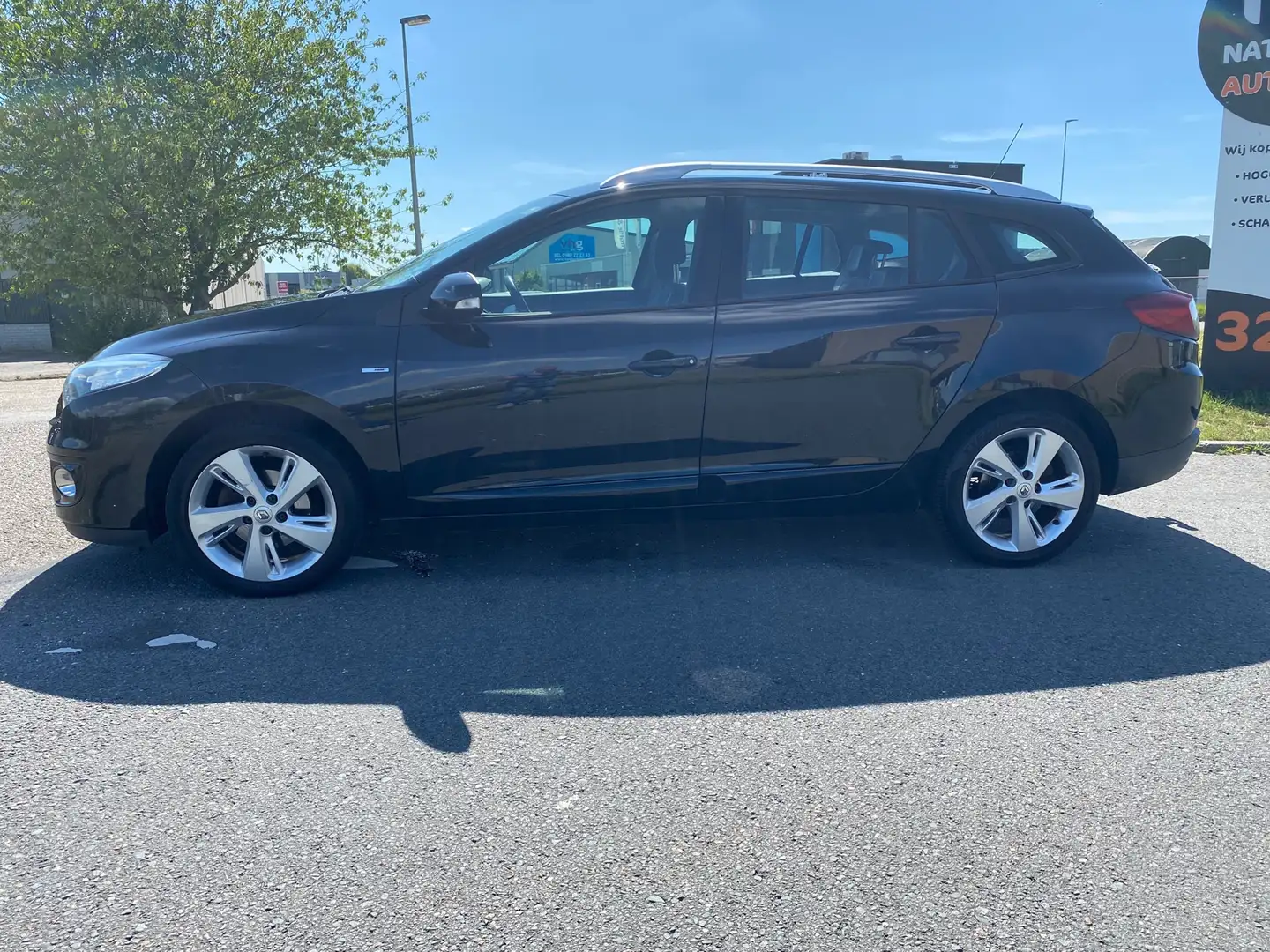 Renault Megane Estate 2012 * 1.5 dCi Bose * 6 BAK * LMV * LED * A Noir - 2